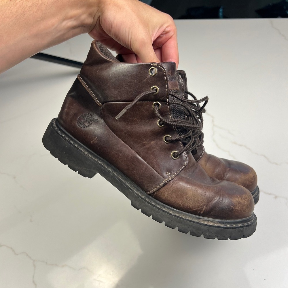 Timberland Chukka Boots Mens 8.5 Brown Leather Lug Sole 81334